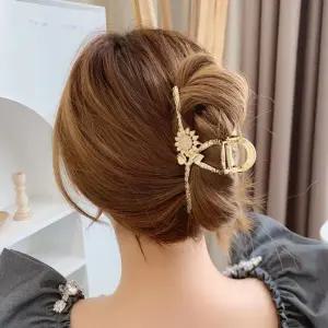 긴 머리 올림 반묶음 헤어 플라워 꽃 큐빅 큰 집게 핀