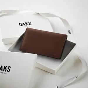 닥스 액세서리 25FW 브라운 음각로고 소가죽 카드지갑 DBHO5FL03W3