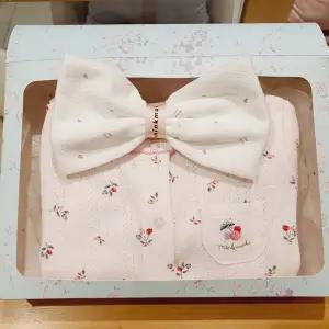 [밍크뮤]SC선물포장+손수건(핑크)봉봉아일렛우주복(35A7004111)2025가을겨울/신생아/백일/A