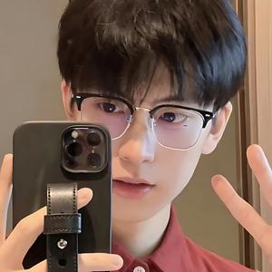 하금테 반뿔테 안경 블루라이트 차단 여자 남자 블랙실버