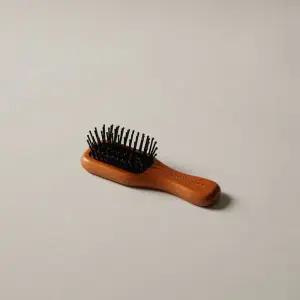 아로마티카 우든 스칼프 브러쉬 S 스몰 헤어브러쉬 볼륨앤컬 패들쿠션머리빗 휴대용 미니 236471