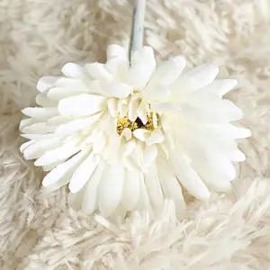 거베라 조화 와이어 줄기 화사한 인테리어 꽃 화이트