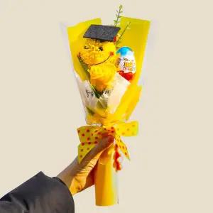 졸업 꽃다발 레터링문구 졸업식 수료식 발표회 학사모 킨더조이 비누꽃 꽃 한송이 꽃다발 단체 선물 포장