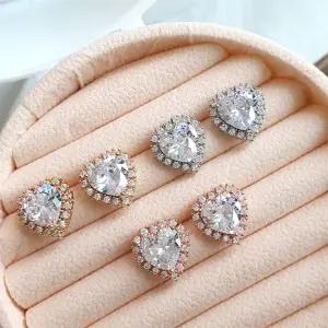 여자 러블리 빅 하트 포인트 큐빅 장치 귀걸이