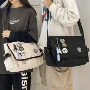중학생 고등학생 뱃지 크로스 보조 가방 메신저백
