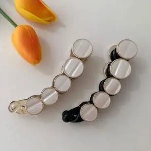 [하프클럽/셀러허브_여성트랜드패션]앞머리핀 고정 스타일 머리핀 진주 집