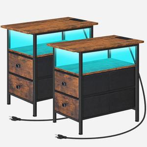 후브로 좁은 사이드 테이블 세트 2(LED 조명 및 USB C 포트 포함), 충전소 포함 나이트 스탠드, 패브릭 서랍 2개 스키니 엔드 테이블, 침실, 거실, 러스틱 브라운 블랙 BF486UDBZP201용