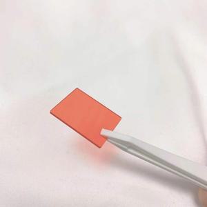 2개 각 크기 26x20x1.5mm 590nm 및 IR 필터 유리