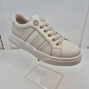 [엘칸토]엘칸토 HC11 소가죽 여성화 S8M7U5V1339 (44496464)