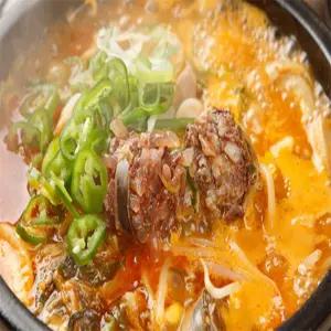 [맛] 얼큰순대 사골국밥 150G X 3팩 돼지국밥