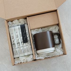 꿀스틱 + 머그 세트 끈박스 완포장 (돌잔치 결혼식 개업 조의 승진 돌답례품 퇴사 교회 생일 장례 웨딩)