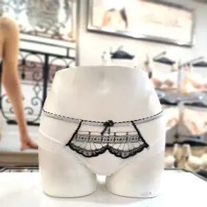 [에블린][에블린] 에블린  프렌치아뜰리에_헴팬티 EBWQE4810D (P003731377)