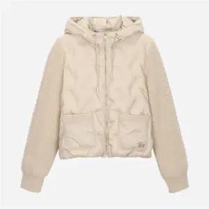 [롯데백화점]써스데이 아일랜드 니트 소매 덕 다운 점퍼 T258MDJ235W