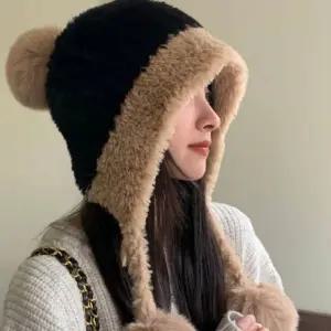 트렌디한 투톤 컬러 방울 포인트 겨울 퍼 모자 러시아모자 귀달이방한모자