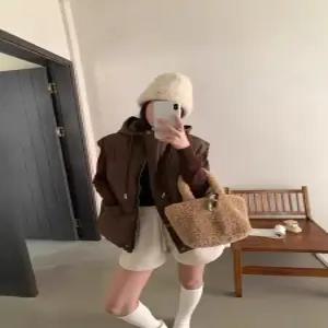 솔저스여성 추동 도톰 패딩 조끼 캐주얼 후드 면 OPH4