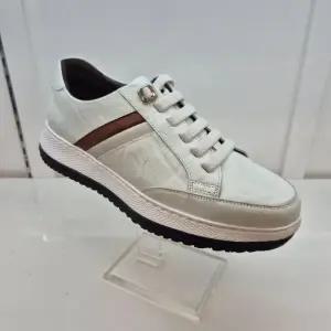 [엘칸토]엘칸토 HC11 소가죽 남성화 S5M0U5V1339 (44497077)