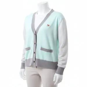 [메종키츠네]MAISON KITSUNE BABY FOX PATCH COLOR BLOCK CARDIGAN MW00505KT1036-P305 베이비 폭스 패...