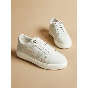 [하프클럽/무크]여화 키티캣 소가죽 스니커즈 2colors