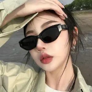 캐주얼 클래식 선글라스 데일리 패션템 선물 FM898 (WFHCCFV)