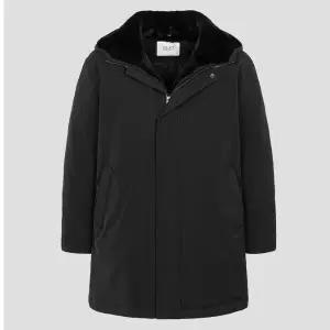 [갤럭시라이프스타일](GC5X38M165) 25FW 윈터 후디 퍼 롱 다운 아우터 - 블랙