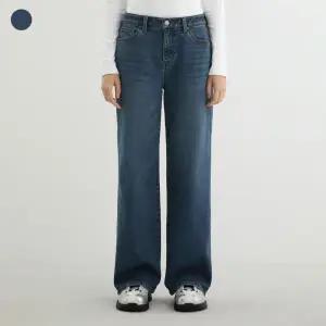 [롯데백화점]게스 여성 기모 D톤 와이드 YP4D9175