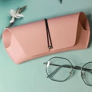 돋보기 소프트 거치대 집 케이스 보관함 안경 가죽안 (WFK934M)