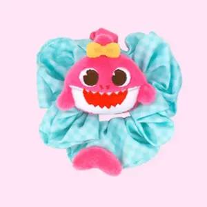 핑크퐁 아기상어 헤어밴드 (체크민트)머리끈 캐릭터 머리 귀여운 조카선물 아이