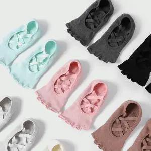 논슬립 컷토우 요가양말 필라테스 토우삭스 홈트