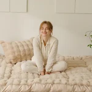 홈즈리빙 밍크 버블 매트리스 토퍼 &이불 담요 블랭킷 (SS/Q/K)