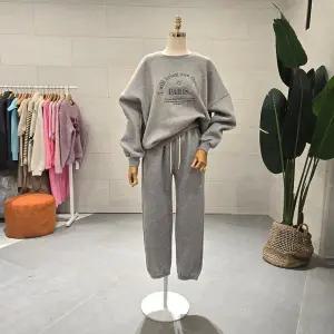 [대구백화점] [에잇컨셉]기모 컬러레터링 자수 조거세트(C24K7FTP045)