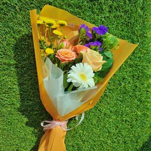 [꽃같은하루] 제철꽃 계절 한다발 S 생화 랜덤 꽃다발 택배 꽃 배달 싼곳