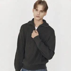 [지오다노]터틀넥 반집업 니트 남자 기본핏 가을 스웨터 591305_s