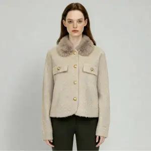 [포커스](팩토리스토어 강남점)인조 퍼 카라 니트 가디건_PBVFF5W1KC4681