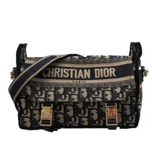 [중고명품] 네이비 오블리크 캠프 스몰 크로스백