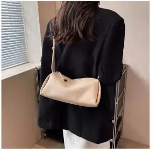 여성데일리백 트렌디모던크로스백 추천