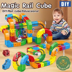 어린이를위한 매직 레일 카 큐브 장난감 DIY 조립 매직 전자 트랙 기차 건설 어린이 교육 장난감 크리스마