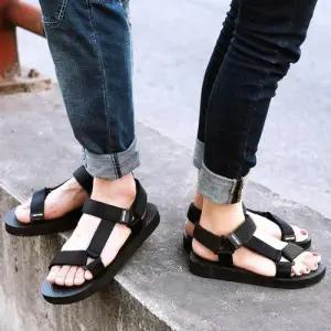남성 여성 베이직 캐주얼 스트랩 커플 샌들 WE70449