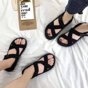 남성 여성 크로스 스트랩 베이직 버클조절 커플 샌들 WE7044D