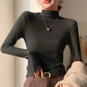 여성 겨울 베이직 슬림핏 무지 긴팔 반폴라 기모 티셔츠