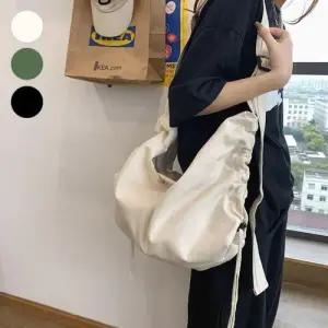 대형 크로스백 남자바디백 여자크로스백 주름 학 WFIQ7C2