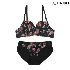 [롯데백화점]보디가드 꽃나염 블랙 레이스 삼각팬티 세트 BGWBZ701BGWPZ701