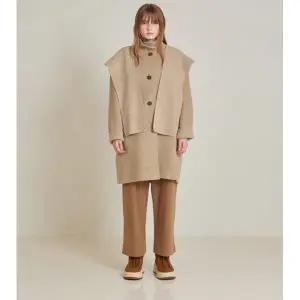 [롯데백화점]나이스클랍 니트 패치 코트 (N244MWCA47)