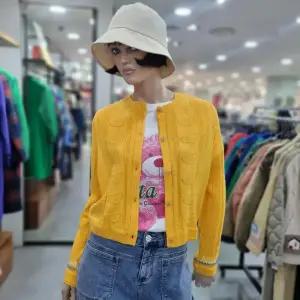 베네통/애플아울렛/스카시 니트 가디건 BAKC55431