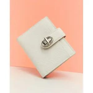 [롯데백화점]질스튜어트 [선물포장+쇼핑백][지폐수납가능] 아이보리가죽 베루형지갑 JAWA5F014IV
