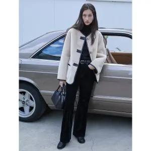 [에잇세컨즈] 벨벳터치 부츠컷 데님  블랙 (125Y21APA5)