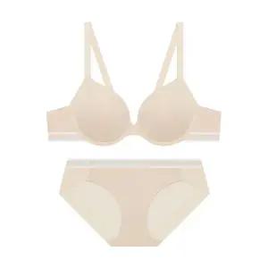 게스 언더웨어 멀티 사이즈 베이직 브라 팬티 세트 - 베이지 GEWBRR15BE_BPR15BE 746134