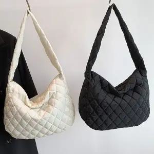 여성 퀼티드 숄더 퀼팅백 (WFJ7P2J)