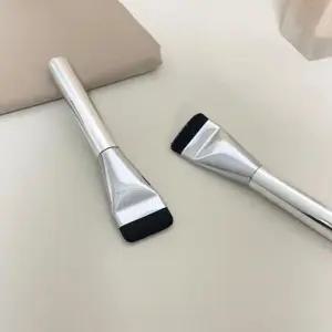 파운데이션 스파츌라 브러쉬 촘촘한 일자 단모 (WFK9A65)