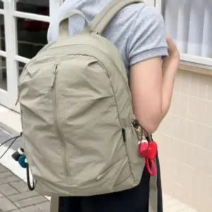 [하프클럽/]학생 백팩 가방 여성 무지 심플 데일리 연카키