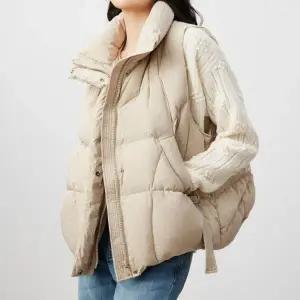 오리털 패딩조끼 하이넥 따뜻한 조끼 베이직컬러 간절기 겨울 조끼패딩 데일리룩